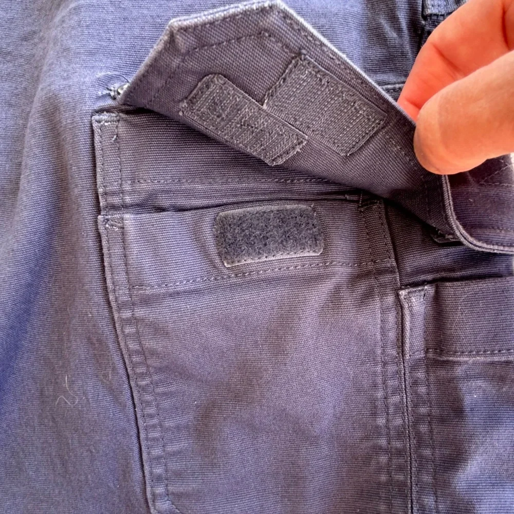 Duluth Trading Co. Flex Fire Hose Cargo Shorts Blue/Gray‎ Size 40 Relaxed Fit